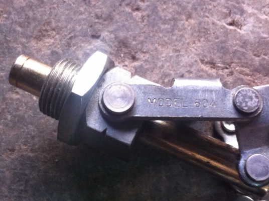 แคมป์จับชิ้นงานมีสามรูปแบบมี 7 ตัว@ 200บาท ใช้จับยึดชิ้นงานได้รวดเร็วงานออกมาดี แคมป์จับชิ้นงานมีสามรูปแบบมี 7 ตัว@ 200บาท ใช้จับยึดชิ้นงานได้รวดเร็วงานออกมาดี