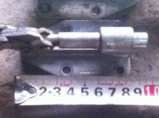 แคมป์จับชิ้นงานมีสามรูปแบบมี 7 ตัว@ 200บาท ใช้จับยึดชิ้นงานได้รวดเร็วงานออกมาดี แคมป์จับชิ้นงานมีสามรูปแบบมี 7 ตัว@ 200บาท ใช้จับยึดชิ้นงานได้รวดเร็วงานออกมาดี