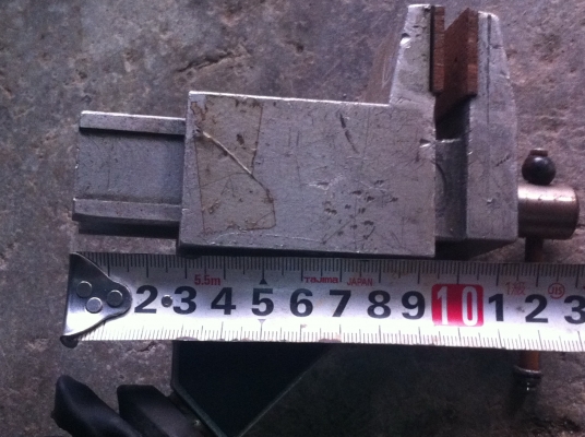 ปากกาจับชิ้นงานอลูมีเนียมจากญี่ปุ่นทั้งโครงสร้างปากกว้าง 4 ซม.ปรับมุม โยกปรับเปลี่ยนอิสระ จับชิ้นงาน