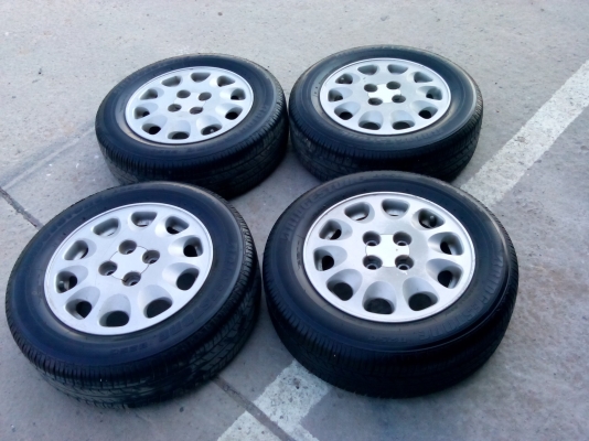 แม็กtoyotaขอบ14พร้อมยาง3000