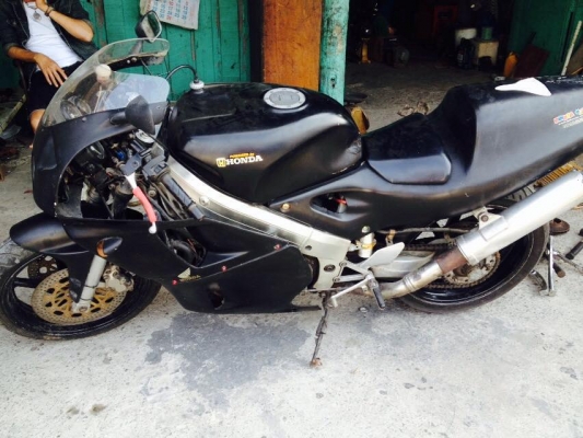 ขายครับVFR400 NC30 ทะเบียนแท้พร้อมโอน