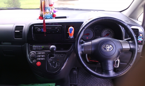 จัดไฟแนน์อยู่ครับ  โตโยต้าวิช ตัวท็อปสุด มีซันลูป