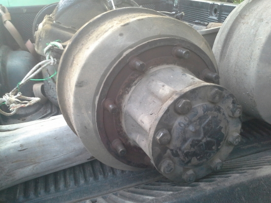 ขายเพลาท้ายFUSO เพลาเดียว ขายเพลาท้ายFUSO เพลาเดียว