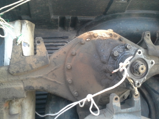 ขายเพลาท้ายFUSO เพลาเดียว ขายเพลาท้ายFUSO เพลาเดียว