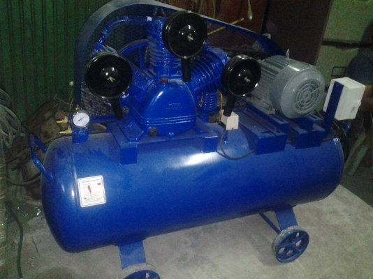 ปั๊มลม puma 5 แรงขนาดถัง 260 มอเตอร์มิตซู พร้อมใช้งานได้ทันที รับประกัน 3 เดือน 0988-693990