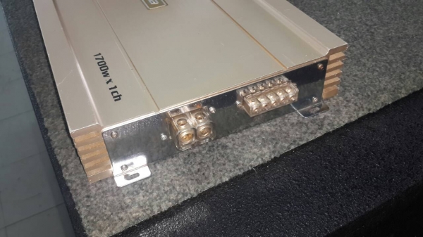 คลาสดี การ์เทียร์ 1700 w