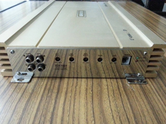 คลาสดี การ์เทียร์ 1700 w