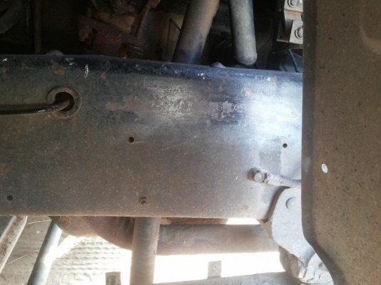 ขายรถหกล้อ ISUZU เครื่อง  6BD1 165 แรง