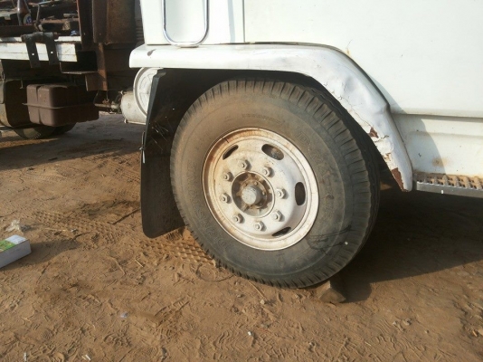 ขายรถหกล้อ ISUZU เครื่อง  6BD1 165 แรง