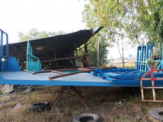 หางปลาใสแมกโคและรถเกี่ยวยาว 6.50 ซม. หางปลาใสแมกโคและรถเกี่ยวยาว 6.50 ซม.