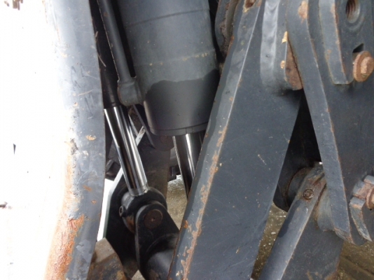 Komatsu PW130-7 ปี 2006 สภาพสวย นำเข้าตรงจากยุโรป ไม่แพง