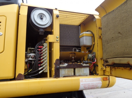 Komatsu PW130-7 ปี 2006 สภาพสวย นำเข้าตรงจากยุโรป ไม่แพง