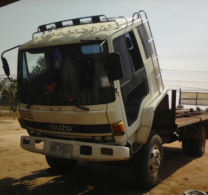 หกล้อ อีซูซุ ร็อค165แรง สภาพดี พร้อมใช้งาน ทะเบียนพร้อมโอน ราคาเบาๆเท่า NPR~&hellip;ขอรับ