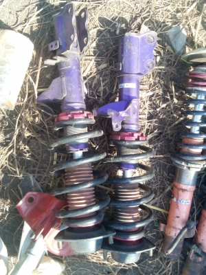 โช้คแต่งจาก Japan มีหลายรุ่นครับ