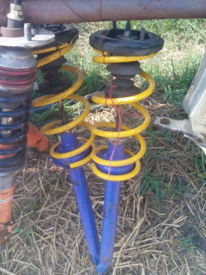 โช้คแต่งจาก Japan มีหลายรุ่นครับ