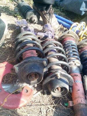 โช้คแต่งจาก Japan มีหลายรุ่นครับ