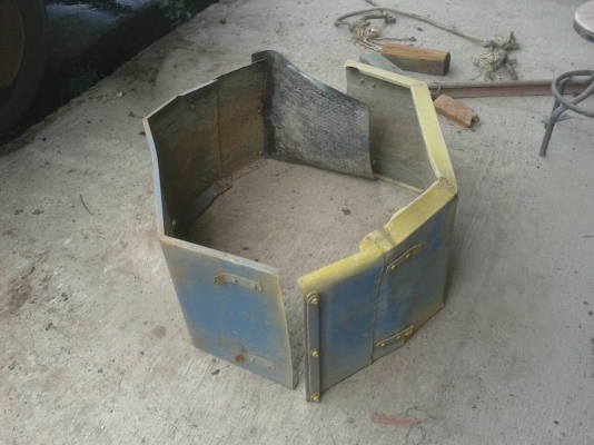 กระบะรถ 6 ล้อคาร์โก้  กระบะยาว 4.5 เมตร กว้าง 2.10 เมตร