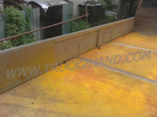 กระบะรถ 6 ล้อคาร์โก้  กระบะยาว 4.5 เมตร กว้าง 2.10 เมตร