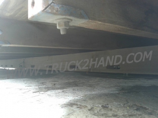 กระบะรถ 6 ล้อคาร์โก้  กระบะยาว 4.5 เมตร กว้าง 2.10 เมตร