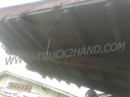 กระบะรถ 6 ล้อคาร์โก้  กระบะยาว 4.5 เมตร กว้าง 2.10 เมตร