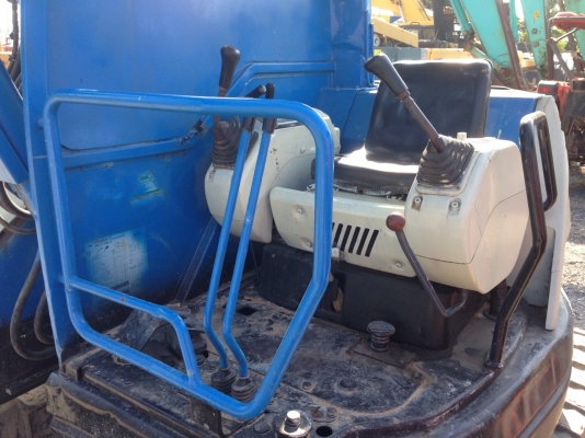 รถขุด KOMATSU PC50UU-2  เก่าไทยขายตามสภาพนะครับ รถพร้อมใช้