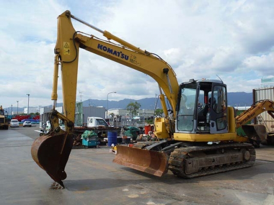 Komatsu PC128US-2EI รุ่นยอดนิยม นำเข้าจากญี่ปุ่น ถึงไทยเร็ว ๆ นี้ครับ