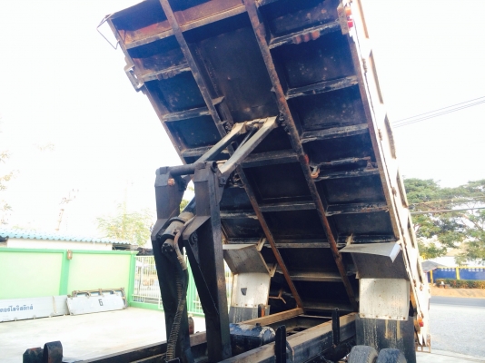 ขายครับ 6ล้อดั๊ม Fd176 ขายครับ 6ล้อดั๊ม Fd176