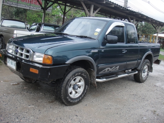 4WD ปี2000 เครื่องดี คัชชีสวย และมีรถราคาถูกๆราคาส่ง. ราคาพ่อค้า. เชิญชมรายละเอืยด.http://www.rodban.net/