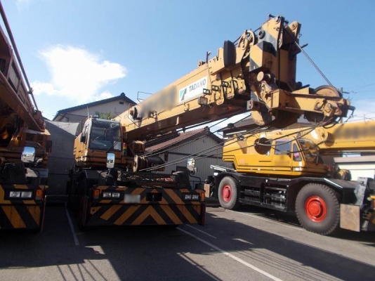 ขายเครน TADANO 4 ล้อ m-6 m-7 รถนอกนำเข้าจากญี่ปุ่น ไม่เคยใช้งานในไทย สภาพพร้อมใช้งาน เอกสารอินวอยครบ พร้อมจดทะเบียน สนใจติดต่อ วัฒก์กรณ์ 086 8986062