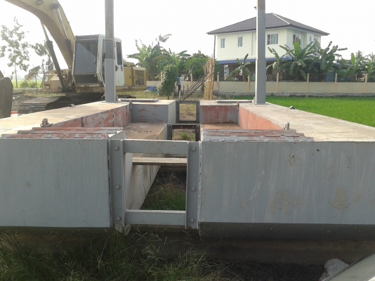 ขายโป๊ะ พร้อมใช้งาน อุปกรณ์ครบ