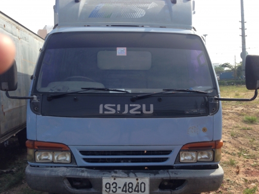 ขาย 6 ล้ออีซูซุ NQR ปี 2540 เครื่อง 120 แรงฝาขาว ยาว 5.50 เมตร ขาย 6 ล้ออีซูซุ NQR ปี 2540 เครื่อง 120 แรงฝาขาว ยาว 5.50 เมตร