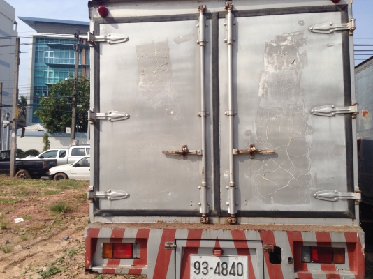 ขาย 6 ล้ออีซูซุ NQR ปี 2540 เครื่อง 120 แรงฝาขาว ยาว 5.50 เมตร ขาย 6 ล้ออีซูซุ NQR ปี 2540 เครื่อง 120 แรงฝาขาว ยาว 5.50 เมตร