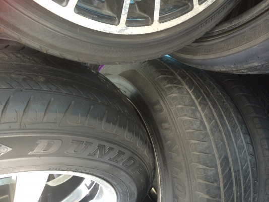 ขายแม็กซ์พร้อมยาง 225/65-17 5รู พร้อมใช้