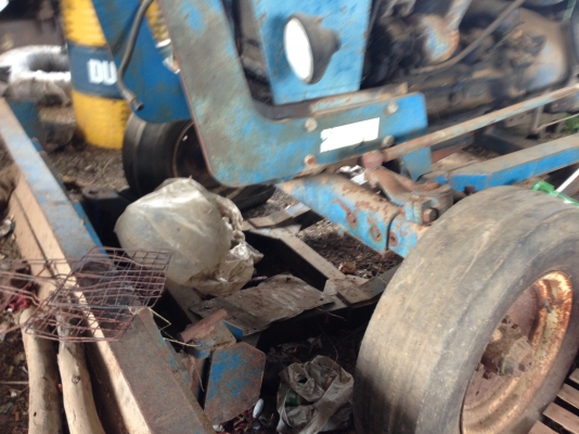 (((ขายด่วน 2 คัน))) รถไถ Ford ตามสภาพ