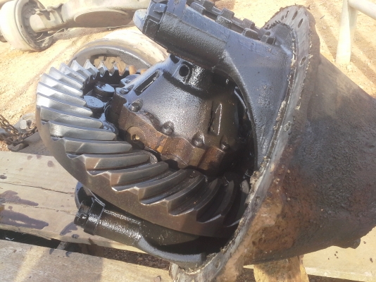 เพลาท้าย ฟูโซ่สภาพสวย เพลาท้าย ฟูโซ่สภาพสวย