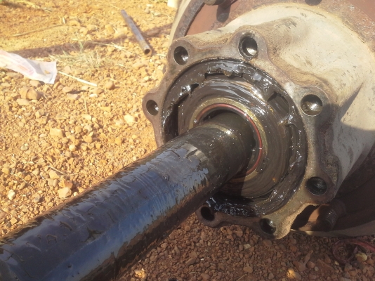 เพลาท้าย ฟูโซ่สภาพสวย เพลาท้าย ฟูโซ่สภาพสวย