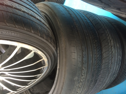 ขายแม็กซ์พร้อมยาง yokohama 225/40-18 5รู พร้อมใช้