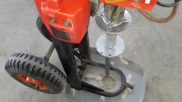 เครื่องแย็กปูน คอนกรีต พร้อมใช้งาน รหัส  i - 1