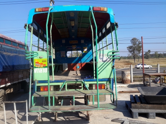 ขายกระบะรถโดยสาร