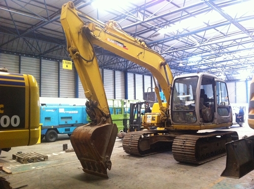 รถขุด SUMITOMO SH120-3 เก่านอก สนใจติดต่อ 098-858-5524 สามภพครับ