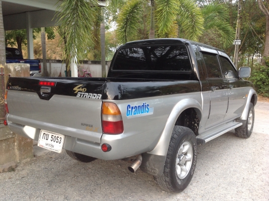 มิตซูบิชิ สตราด้า 4 ประตู โฟวิล รถสวย เครื่องชั้นหนึ่ง