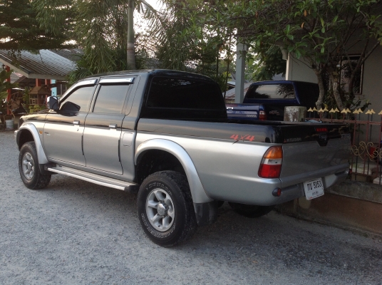 มิตซูบิชิ สตราด้า 4 ประตู โฟวิล รถสวย เครื่องชั้นหนึ่ง