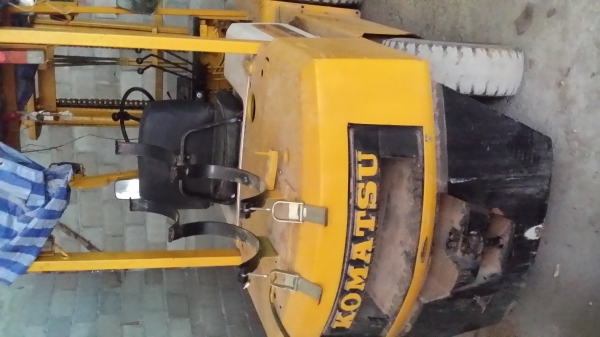 ขาย komatsu fg30 ขนาด3ตัน