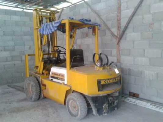 ขาย komatsu fg30 ขนาด3ตัน