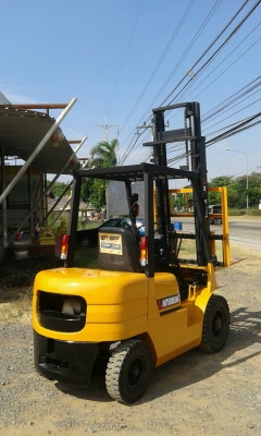 ต้อนรับปีใหม่ด้วยรถยกสภาพสวยจัด ขนาด 2.5 ตัน เสาสูง 4 เมตร ยางใหม่ 4 เส้น