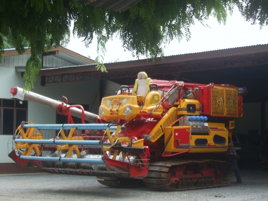 เจ้าของขายเอง รถเกี่ยวข้าว ศักดิ์พัฒนา KM 54 เจ้าของขายเอง รถเกี่ยวข้าว ศักดิ์พัฒนา KM 54