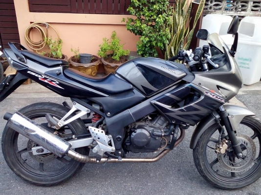 ขาย HONDA CBR 150 R รุ่นคาร์บู ปี 47 เครื่องดี เดิมๆ ภาษีขาด 1 ปี เล่มพร้อมโอน ขาย HONDA CBR 150 R รุ่นคาร์บู ปี 47 เครื่องดี เดิมๆ ภาษีขาด 1 ปี เล่มพร้อมโอน