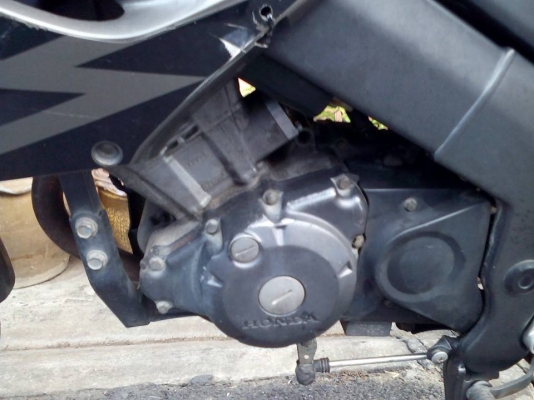 ขาย HONDA CBR 150 R รุ่นคาร์บู ปี 47 เครื่องดี เดิมๆ ภาษีขาด 1 ปี เล่มพร้อมโอน ขาย HONDA CBR 150 R รุ่นคาร์บู ปี 47 เครื่องดี เดิมๆ ภาษีขาด 1 ปี เล่มพร้อมโอน