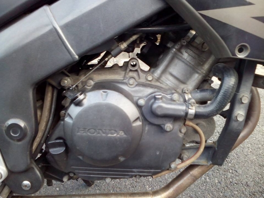 ขาย HONDA CBR 150 R รุ่นคาร์บู ปี 47 เครื่องดี เดิมๆ ภาษีขาด 1 ปี เล่มพร้อมโอน ขาย HONDA CBR 150 R รุ่นคาร์บู ปี 47 เครื่องดี เดิมๆ ภาษีขาด 1 ปี เล่มพร้อมโอน