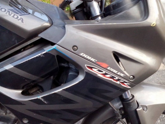 ขาย HONDA CBR 150 R รุ่นคาร์บู ปี 47 เครื่องดี เดิมๆ ภาษีขาด 1 ปี เล่มพร้อมโอน ขาย HONDA CBR 150 R รุ่นคาร์บู ปี 47 เครื่องดี เดิมๆ ภาษีขาด 1 ปี เล่มพร้อมโอน